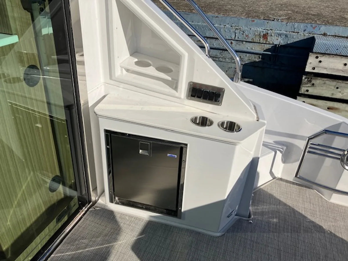 2026 Cruisers Yachts 50 Cantius 50.0 feet, Sturgeon Bay, WI #19