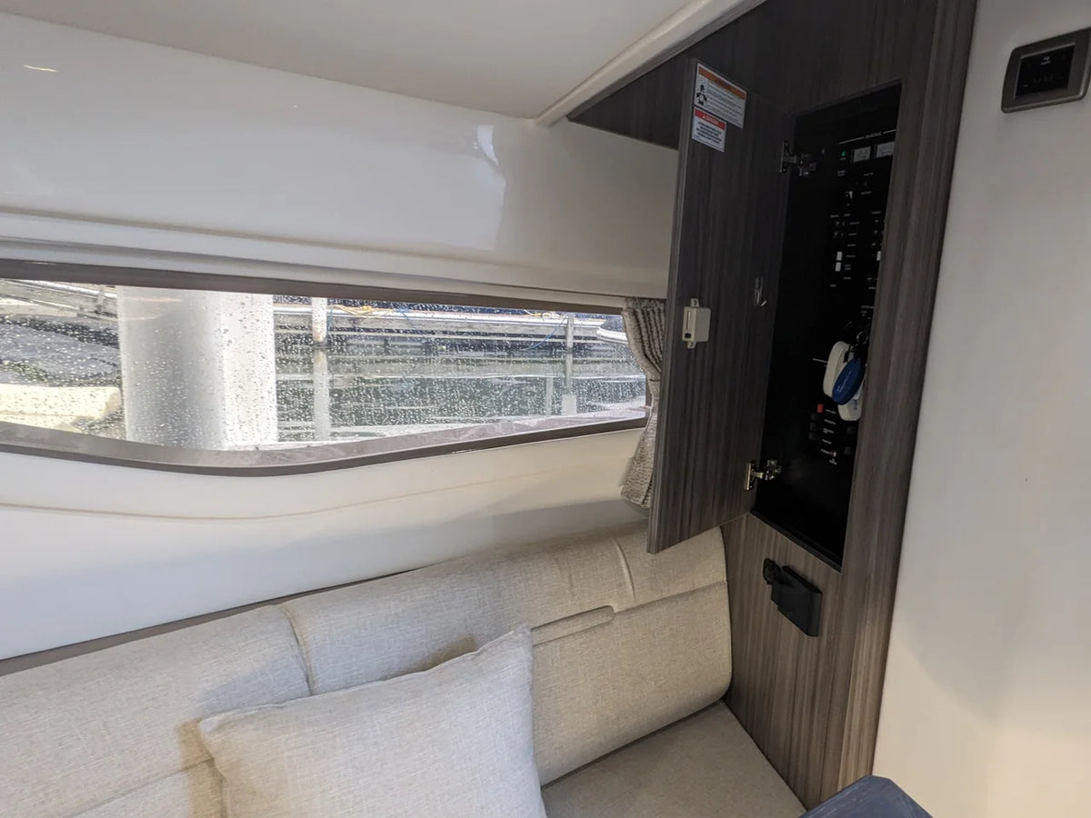 2021 Sea Ray 320 SUNDANCER OB 32.0 feet, Marblehead, OH #26
