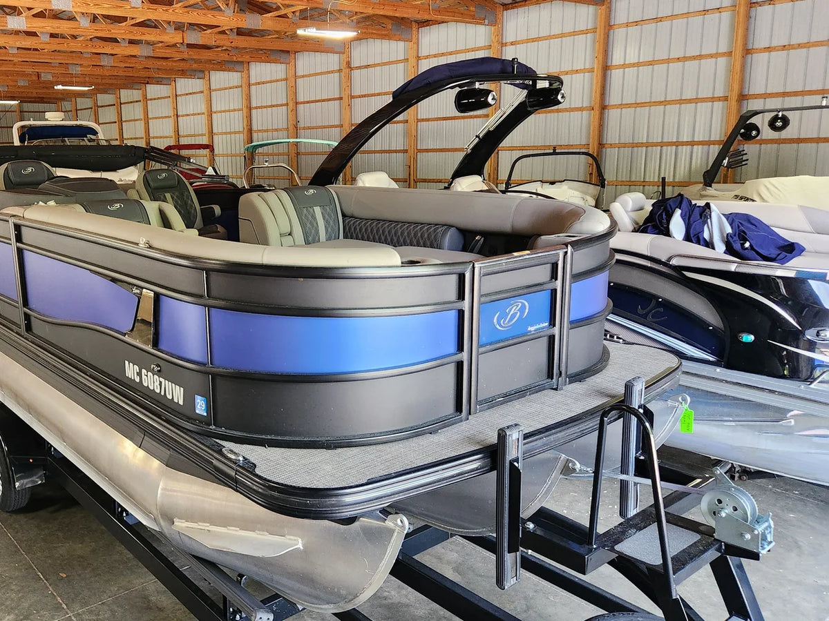 2023 Barletta LUSSO 25UC 25.0 feet, Fenton, MI #3