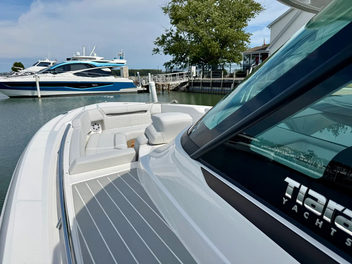 2027 Tiara Yachts 43LS 43.0 feet, Harrison Township, MI #10