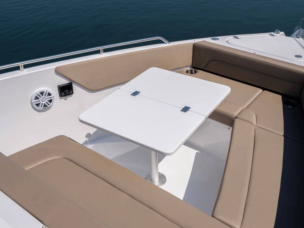 2026 Cruisers Yachts 38 VTR 38.0 feet, Inuvik, Northwest Territories #28