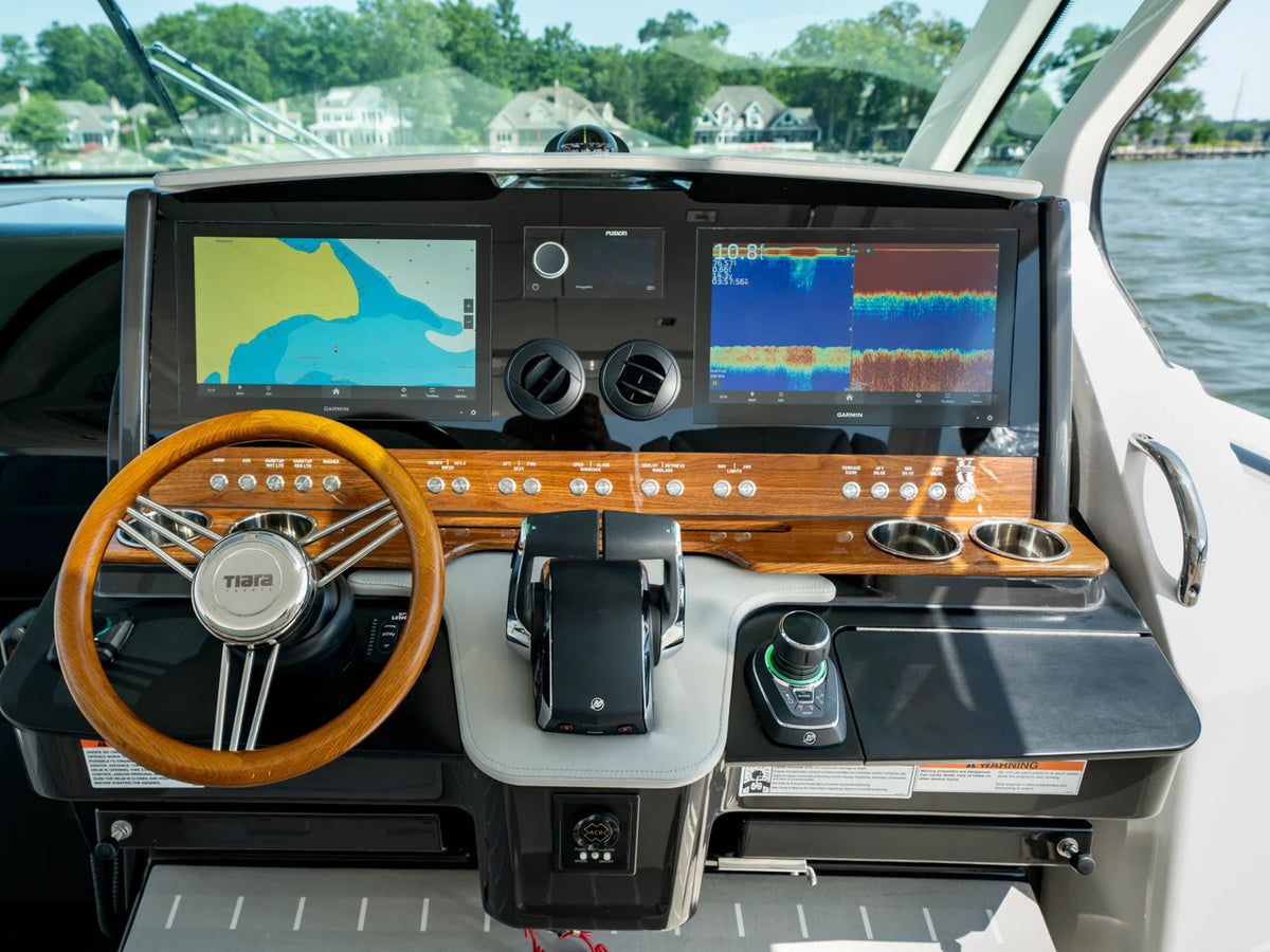 2027 Tiara Yachts 43 LS 43.0 feet, Inuvik, Northwest Territories #6