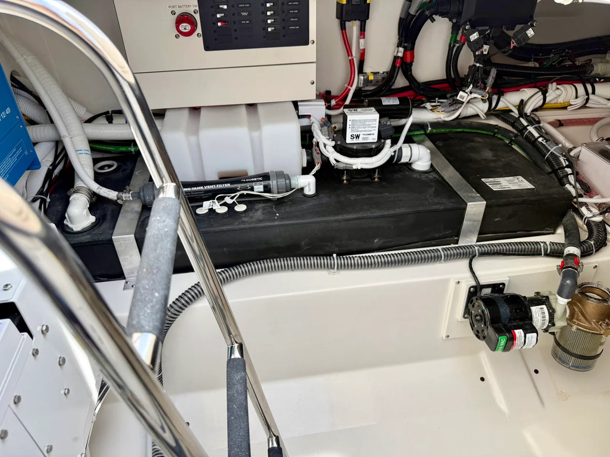 2027 Tiara Yachts 43LS 43.0 feet, Harrison Township, MI #40