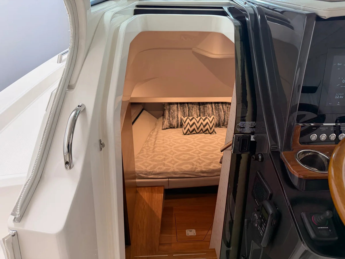 2023 Tiara Yachts 34 LS 34.0 feet, Marblehead, OH #32
