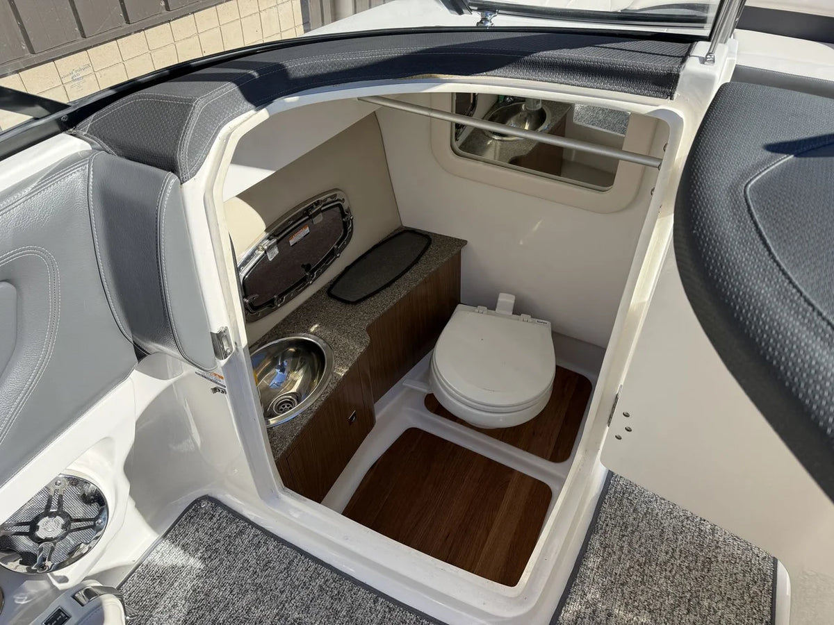 2015 Chaparral 257 SSX 25.0 feet, Grand Haven, MI #6