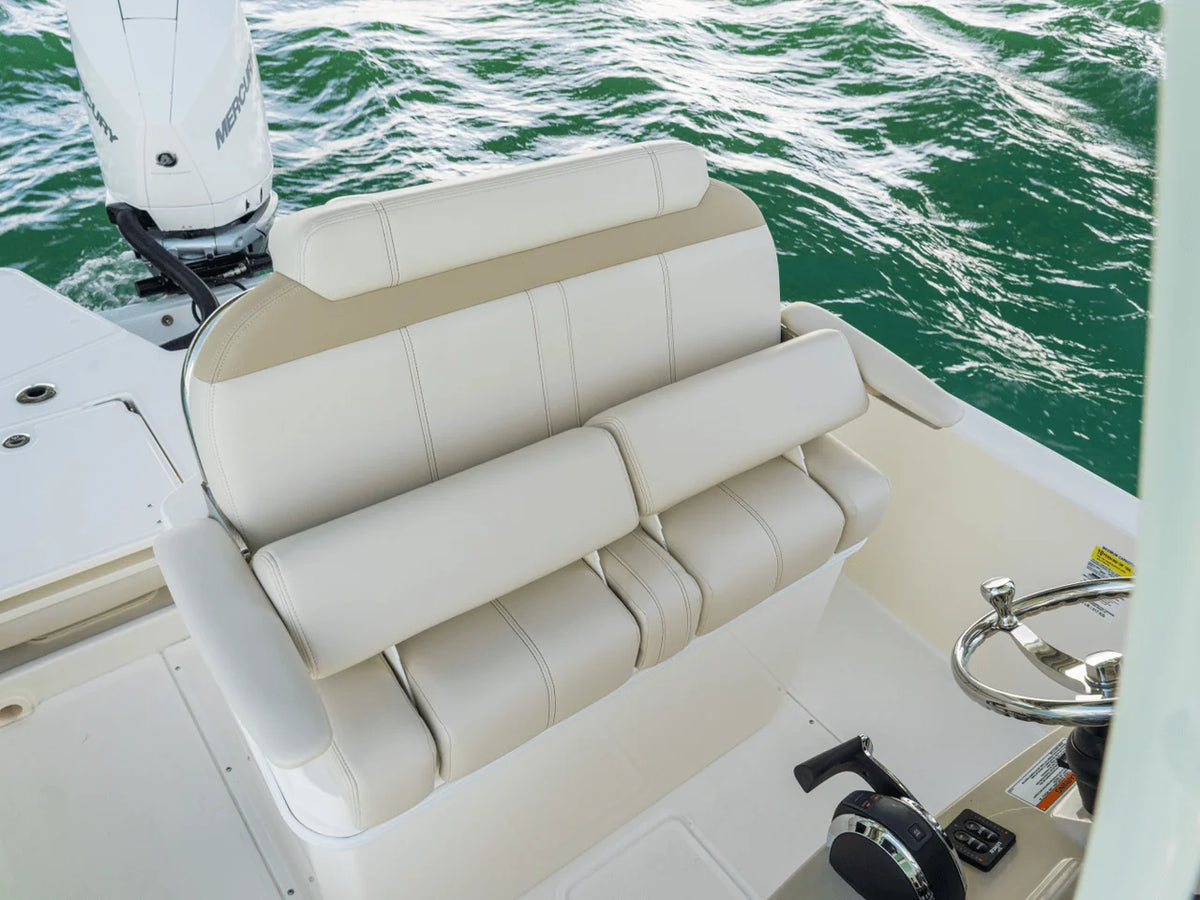 2027 Boston Whaler 250 Dauntless 25.0 feet, Inuvik, Northwest Territories #57