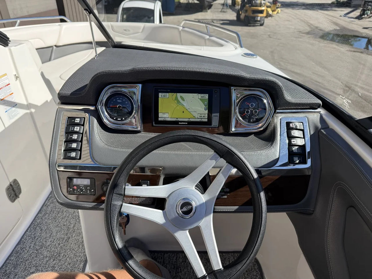2015 Chaparral 257 SSX 25.0 feet, Grand Haven, MI #13