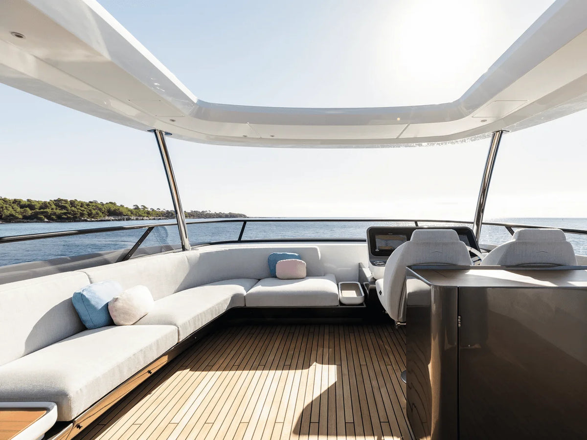 2027 Azimut Grande 26M 85.0 feet, Inuvik, Northwest Territories #21
