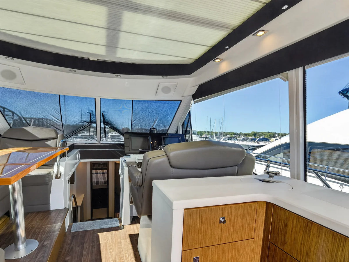 2017 Cruisers Yachts 48 CANTIUS 48.0 feet, Sturgeon Bay, WI #23