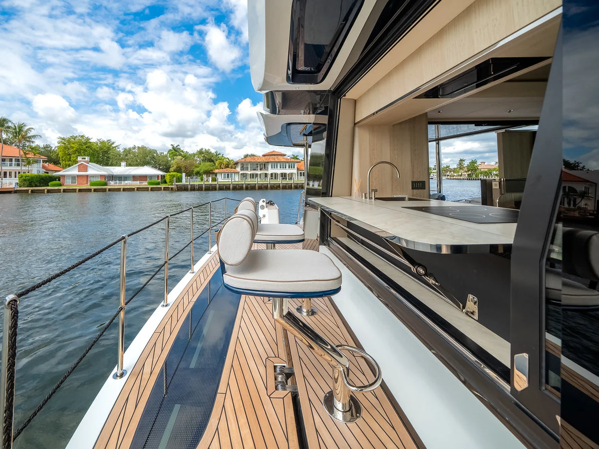 2027 Galeon 620 FLY 64.583 feet, Inuvik, Northwest Territories #40