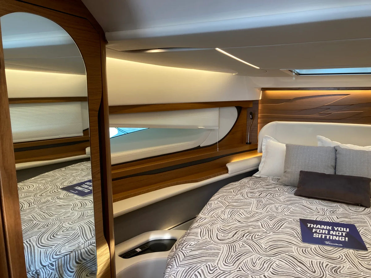 2027 Tiara Yachts 39LE 39.0 feet, Harrison Township, MI #26