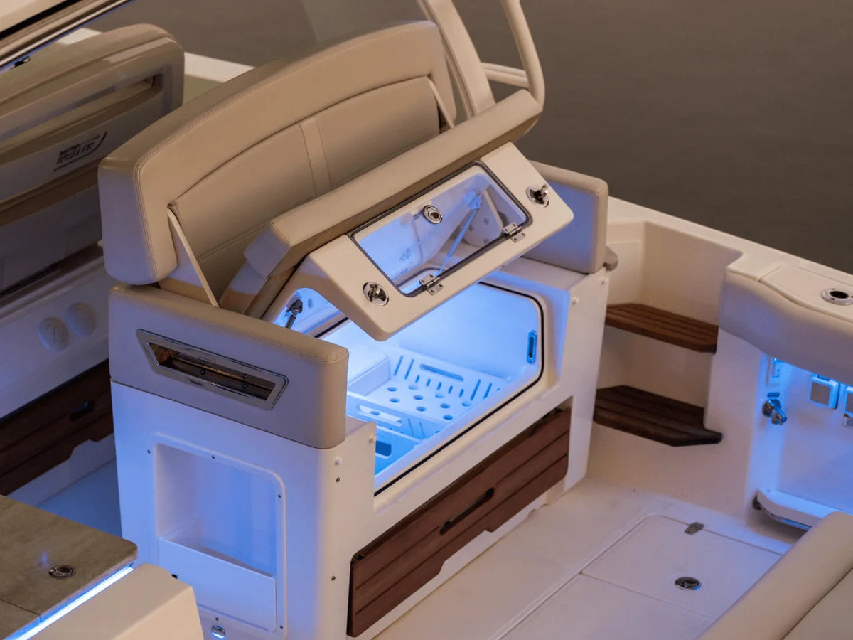 2027 Boston Whaler 380 Realm 38.0 feet, Inuvik, Northwest Territories #59
