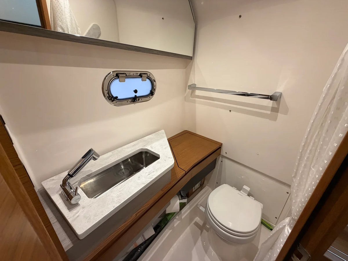 2023 Tiara Yachts 34 LS 34.0 feet, Marblehead, OH #34