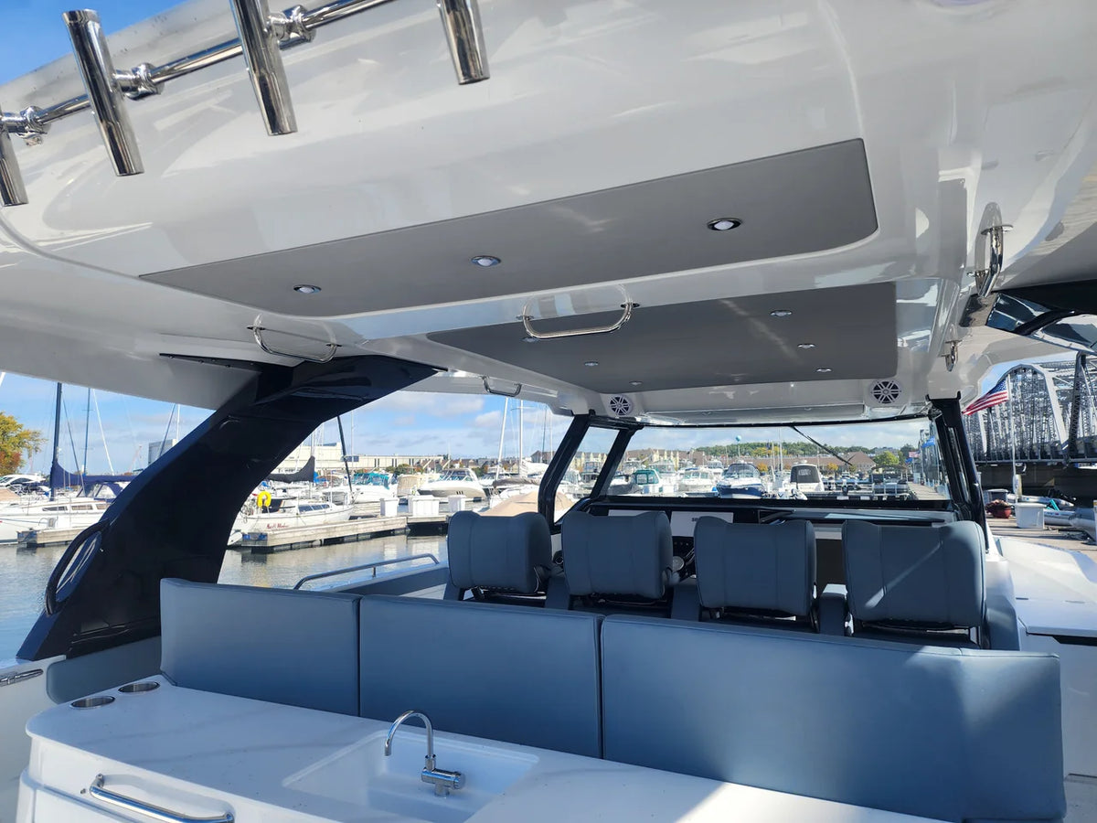 2027 Cruisers Yachts 45 VTR 45.0 feet, Sturgeon Bay, WI #30