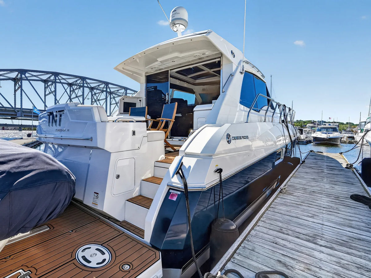 2017 Cruisers Yachts 48 CANTIUS 48.0 feet, Sturgeon Bay, WI #7