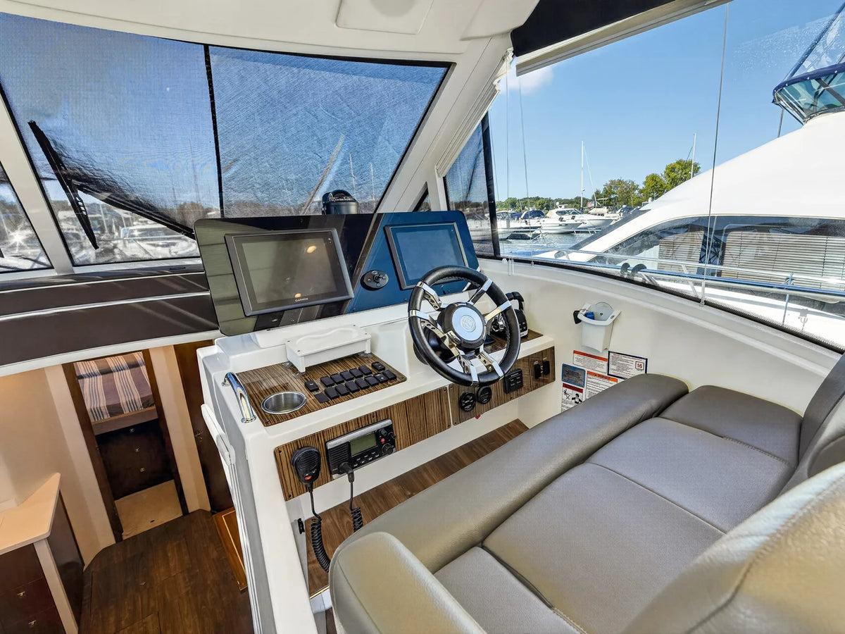 2017 Cruisers Yachts 48 CANTIUS 48.0 feet, Sturgeon Bay, WI #30
