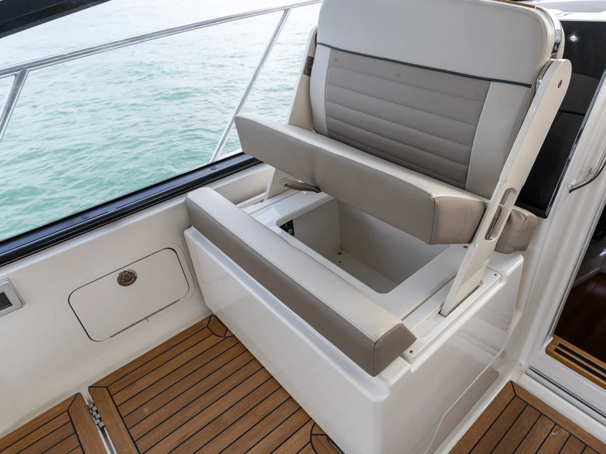 2027 Boston Whaler 365 Conquest 36.0 feet, Inuvik, Northwest Territories #79