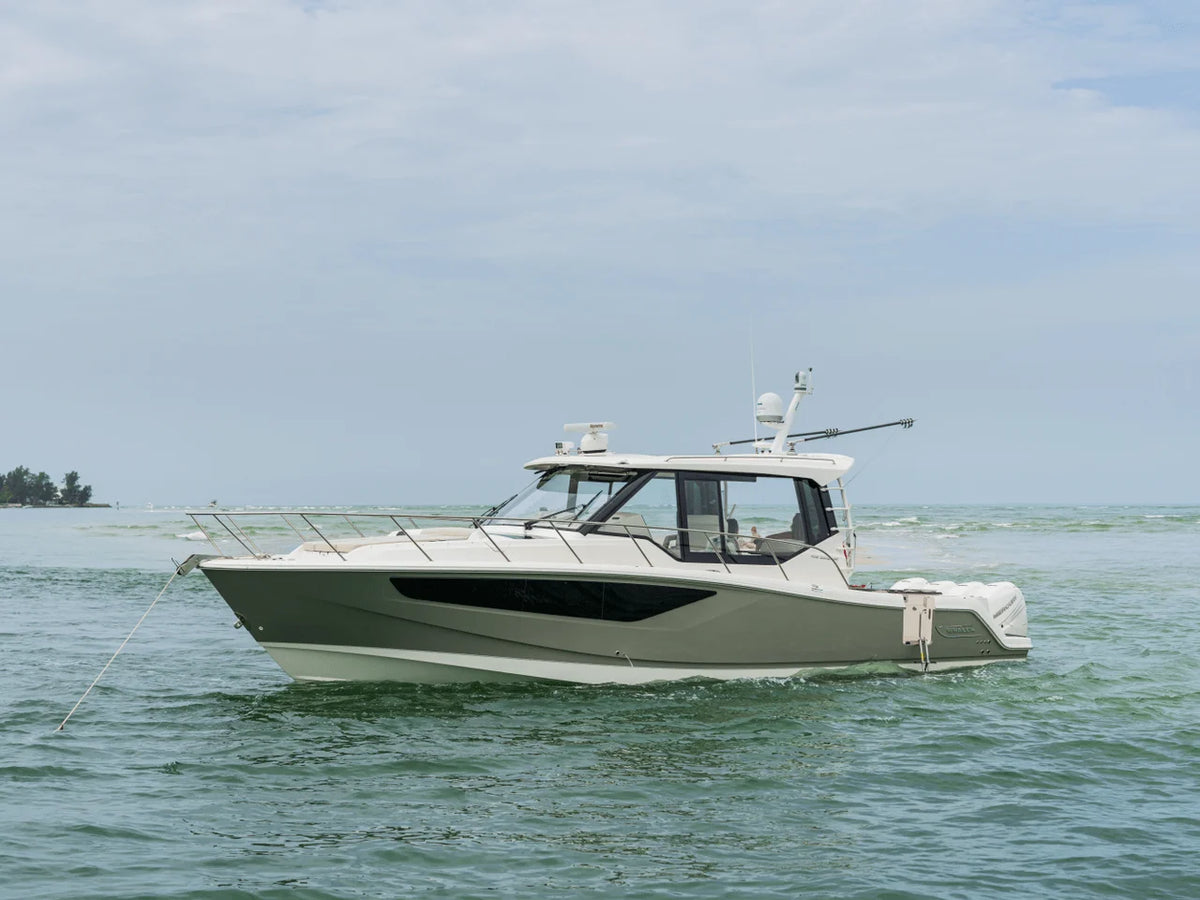 2027 Boston Whaler 405 Conquest 40.0 feet, Inuvik, Northwest Territories #4