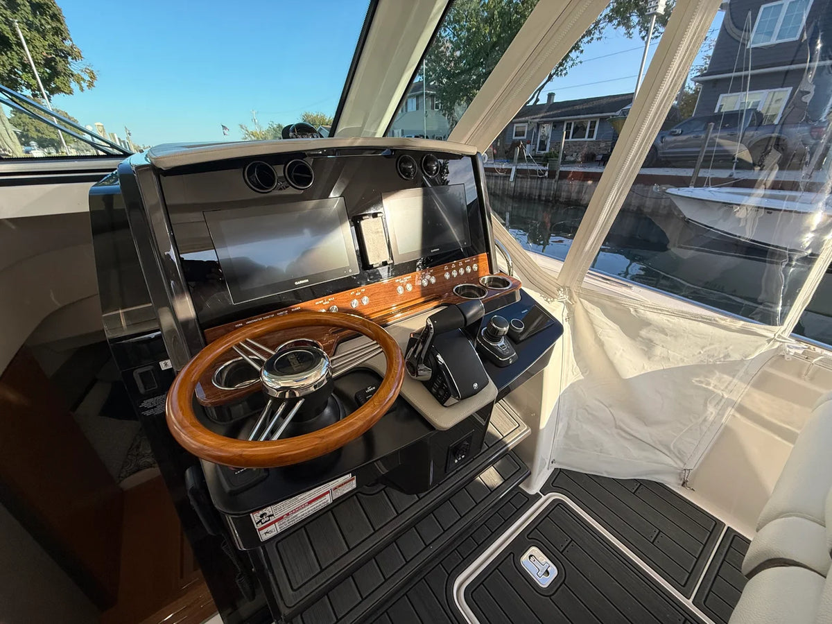 2025 Tiara Yachts 34LS 34.0 feet, Marblehead, OH #24