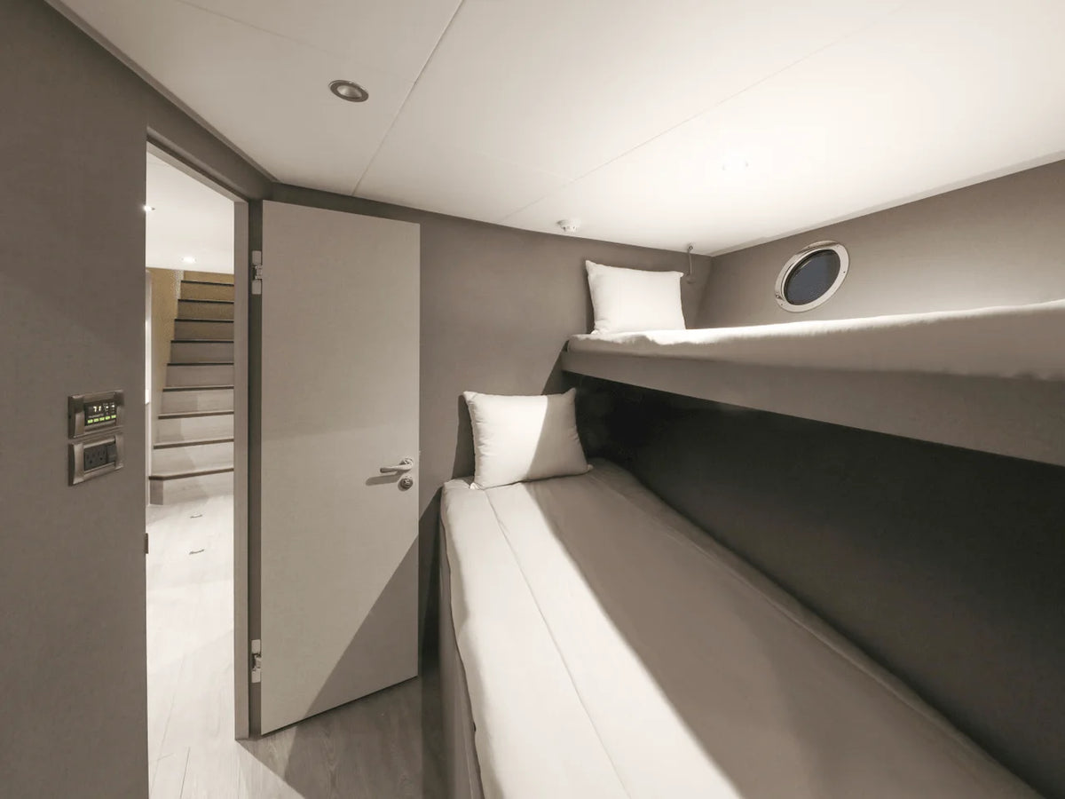 2027 Ocean Alexander 35P 113.0 feet, Inuvik, Northwest Territories #48