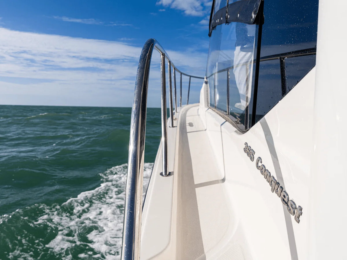 2027 Boston Whaler 365 Conquest 36.0 feet, Inuvik, Northwest Territories #17
