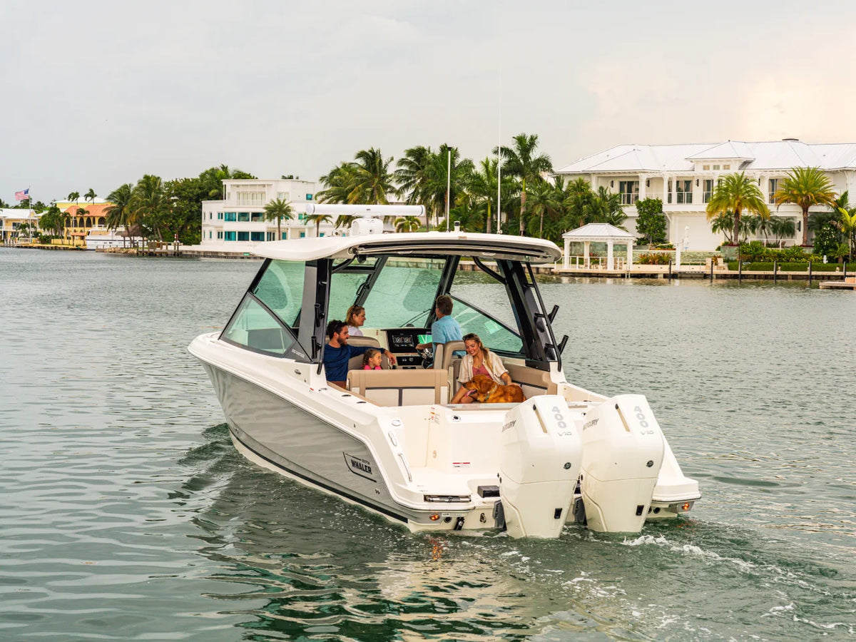 2027 Boston Whaler 330 Vantage 33.0 feet, Inuvik, Northwest Territories #7
