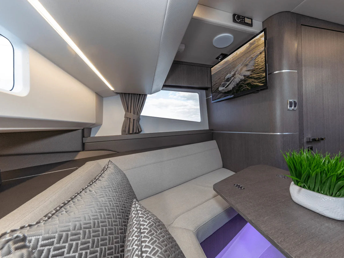 2027 Galeon 335 GTO 33.0 feet, Inuvik, Northwest Territories #93
