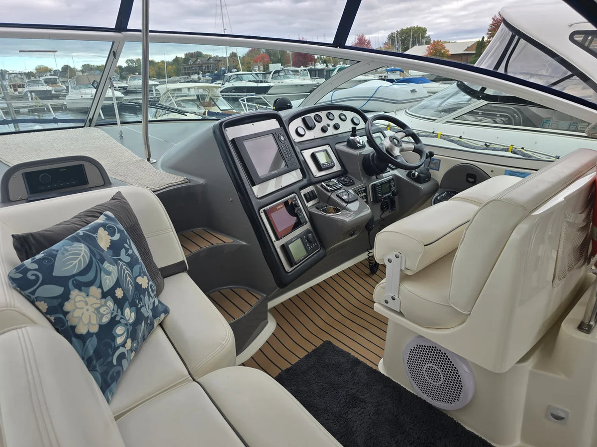 2005 Cruisers Yachts 420 EXPRESS 42.0 feet, Sturgeon Bay, WI #18
