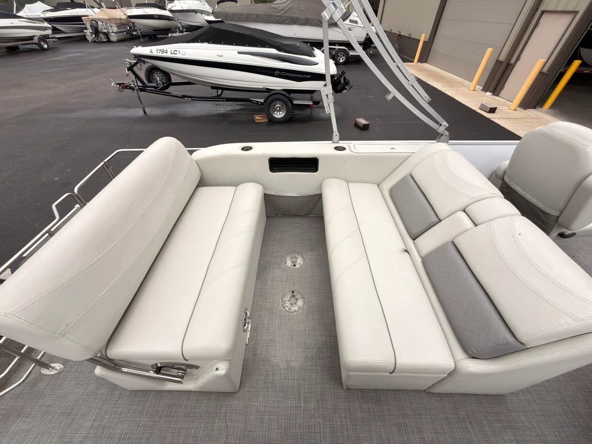 2017 Sylvan MIRAGE 8524 DL 25.0 feet, Antioch, IL #53