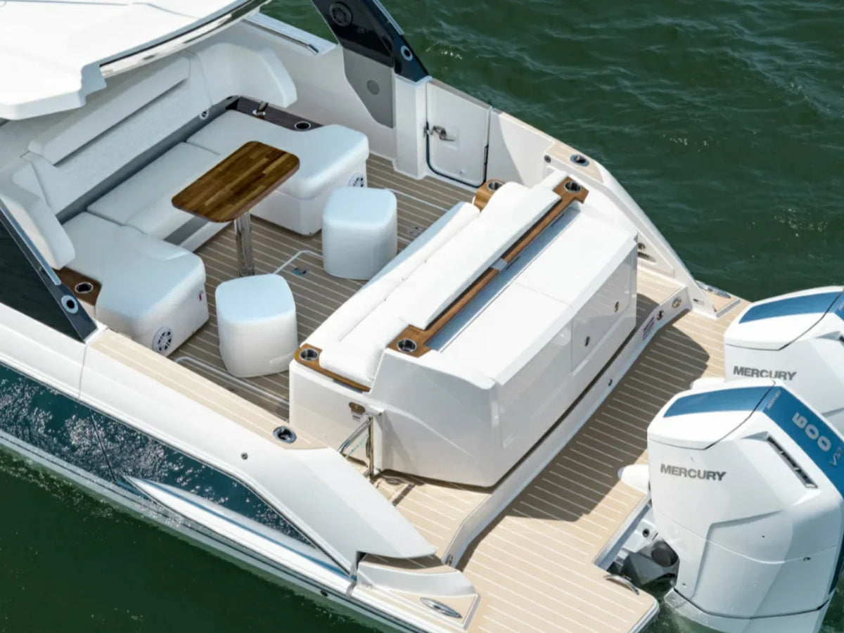 2027 Tiara Yachts 39 LS 39.0 feet, Inuvik, Northwest Territories #5