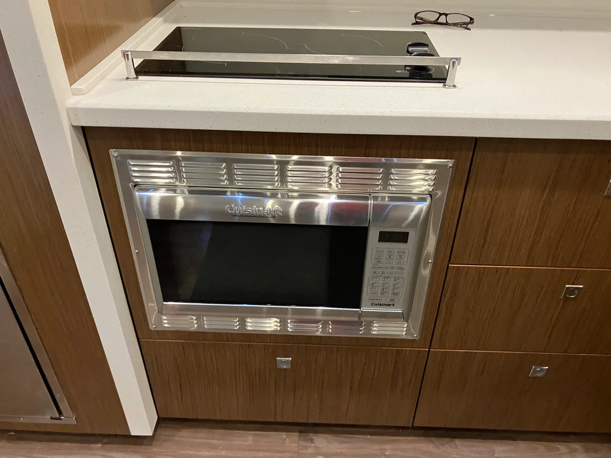 2016 Cruisers Yachts 48 CANTIUS 48.0 feet, Sturgeon Bay, WI #29