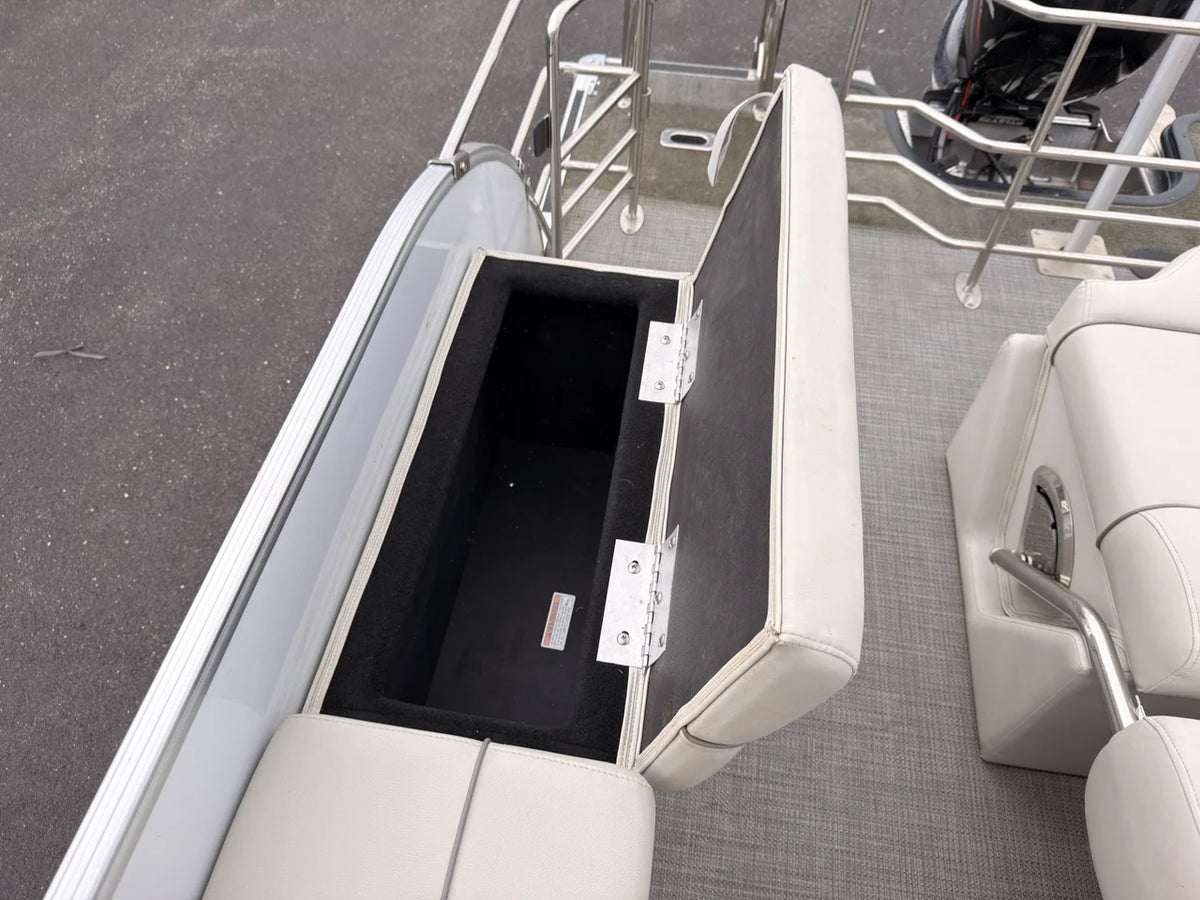 2017 Sylvan MIRAGE 8524 DL 25.0 feet, Antioch, IL #45
