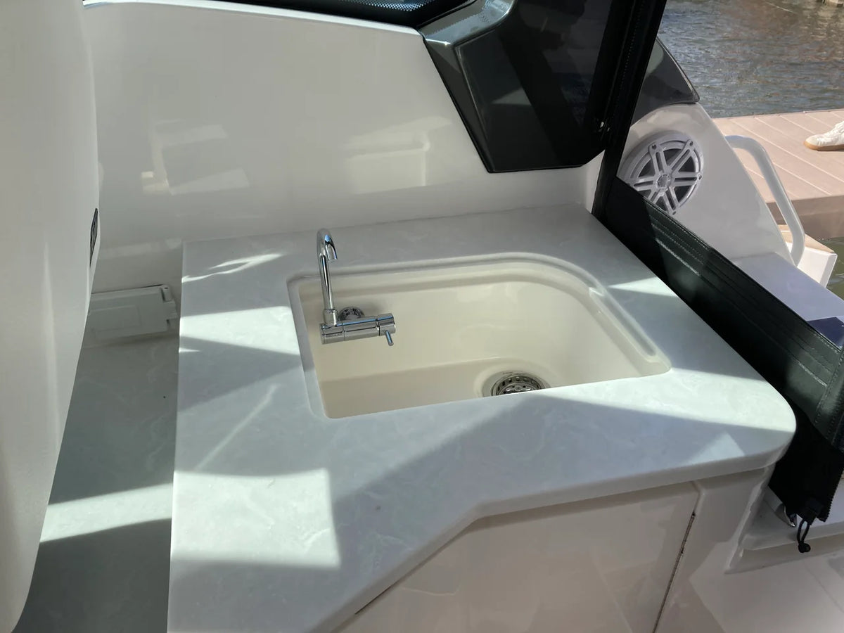 2027 Tiara Yachts 39LE 39.0 feet, Harrison Township, MI #20