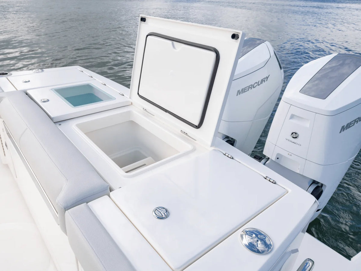 2025 Tiara Yachts LS 43 43.0 feet, Inuvik, Northwest Territories #21