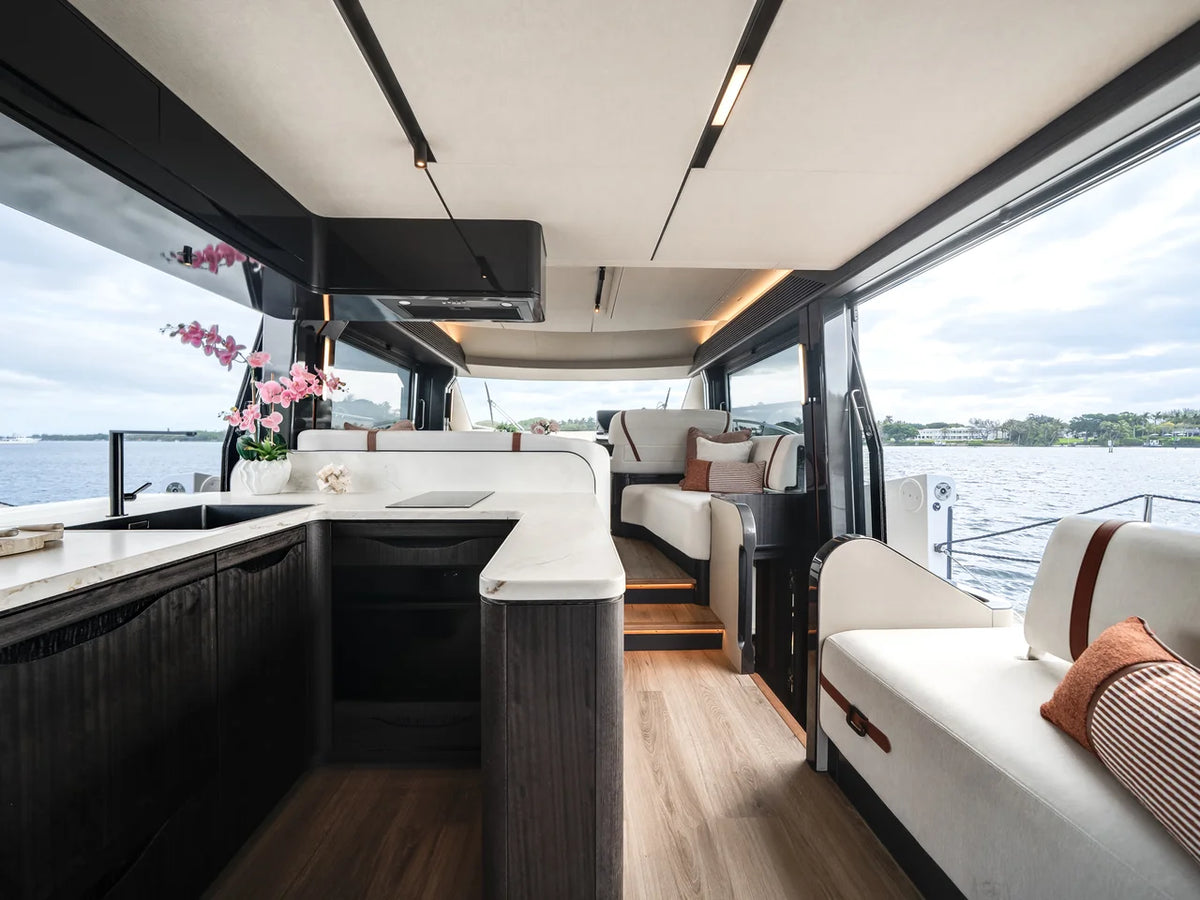 2027 Galeon 520 FLY 52.0 feet, Inuvik, Northwest Territories #122