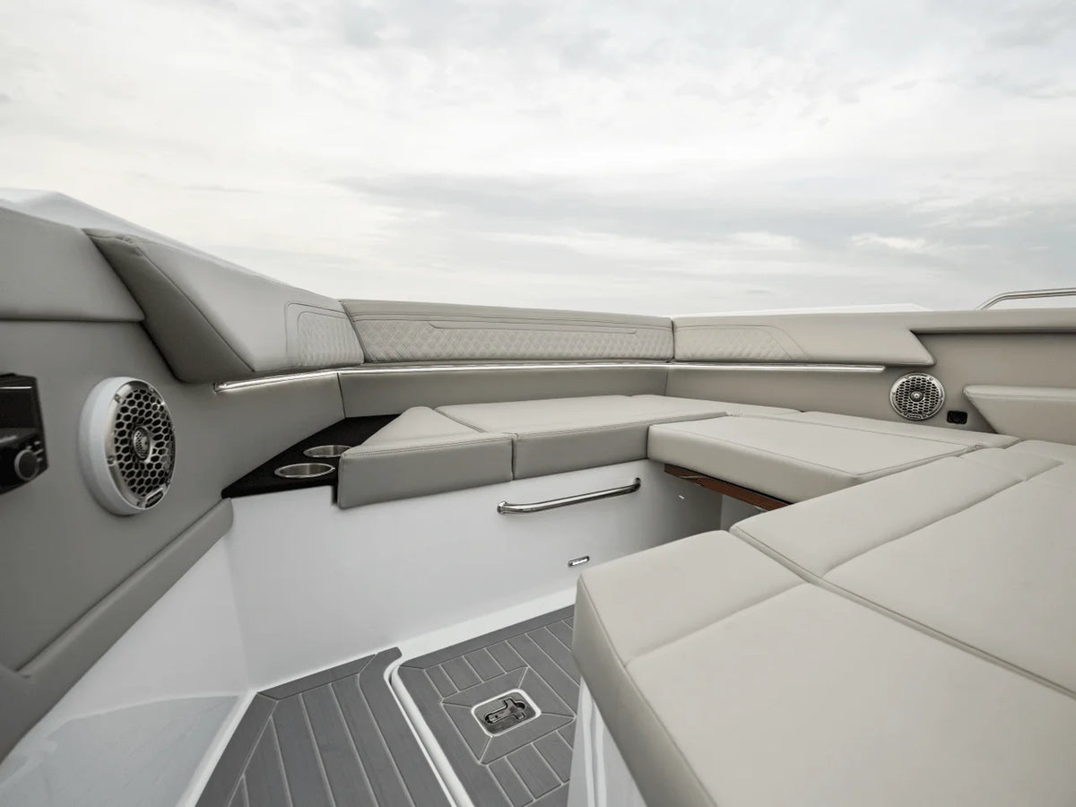 2024 Cruisers Yachts 34 GLS 34.0 feet, Marblehead, OH #128