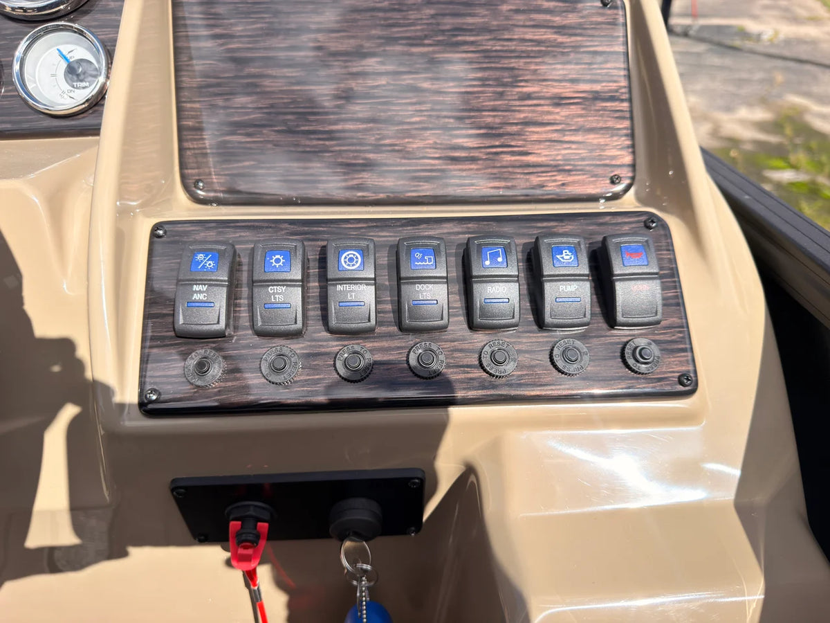 2027 Sylvan MIRAGE 8520 CLZ DH 20.0 feet, Oshkosh, WI #43