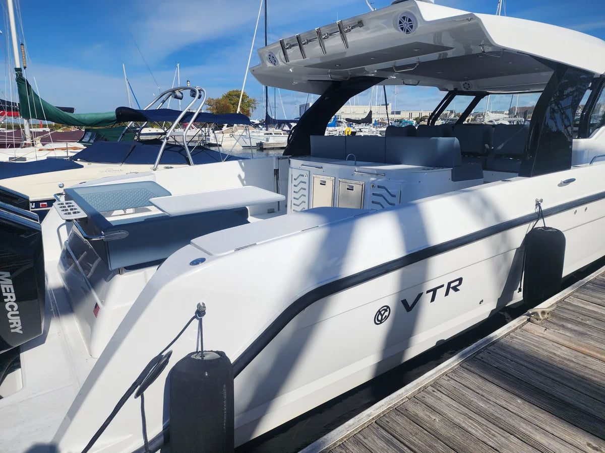 2027 Cruisers Yachts 45VTR 45.0 feet, Sturgeon Bay, WI #12