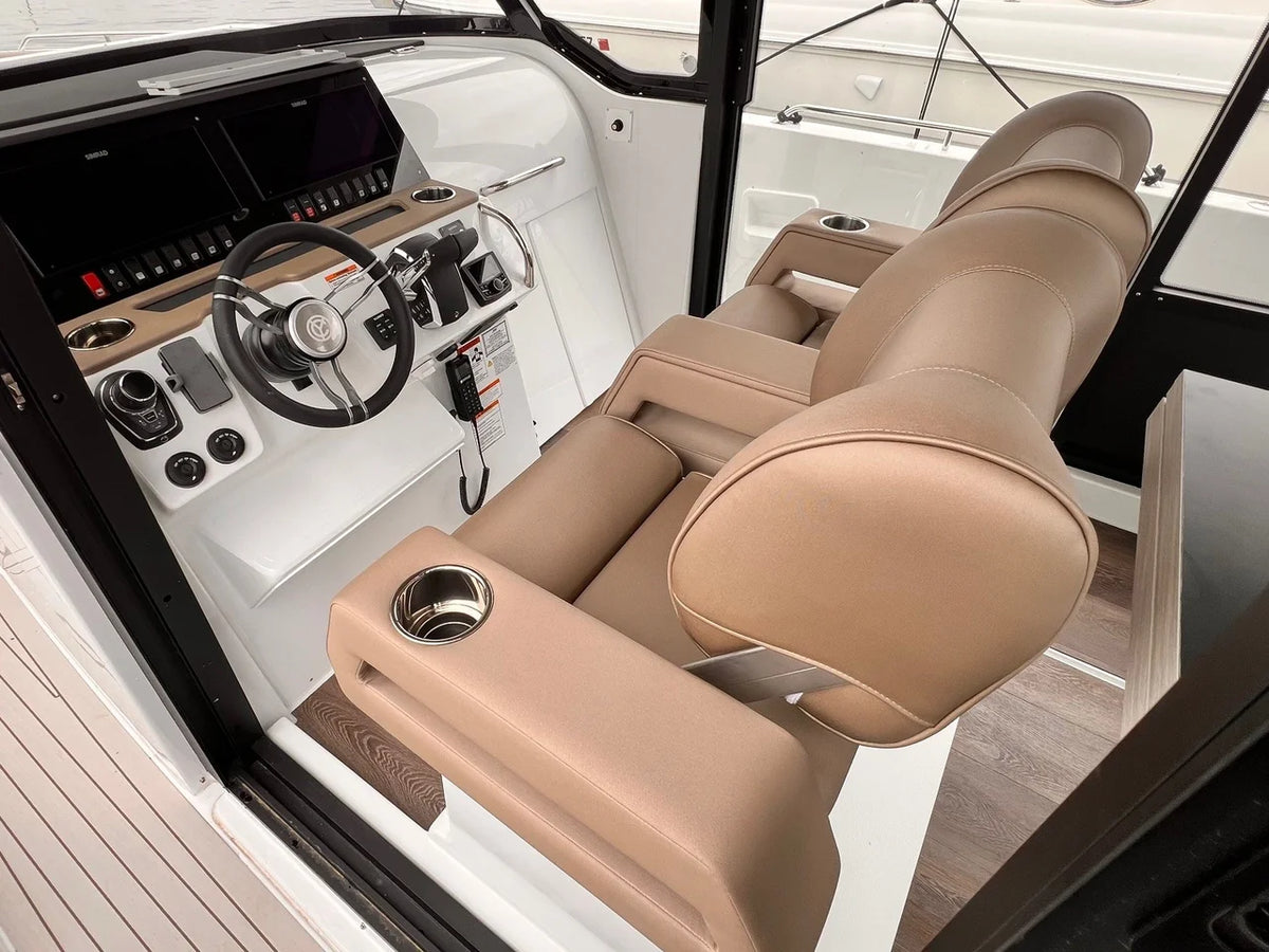 2026 Cruisers Yachts 38 VTR EC 38.0 feet, Sturgeon Bay, WI #34