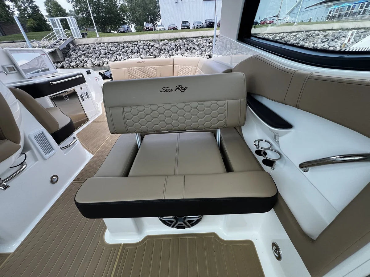 2026 Sea Ray Sundancer 320 Outboard 32.0 feet, Winthrop Harbor, IL #19
