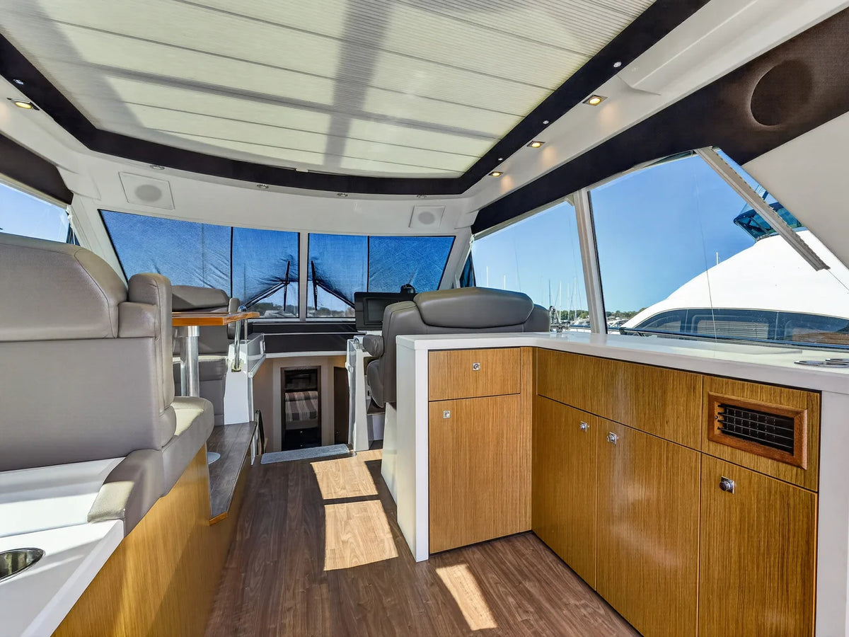 2017 Cruisers Yachts 48 CANTIUS 48.0 feet, Sturgeon Bay, WI #22