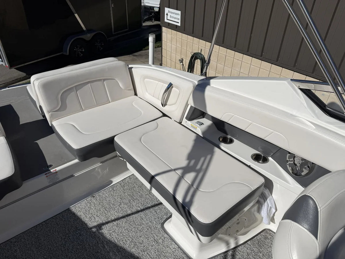 2015 Chaparral 257 SSX 25.0 feet, Grand Haven, MI #4