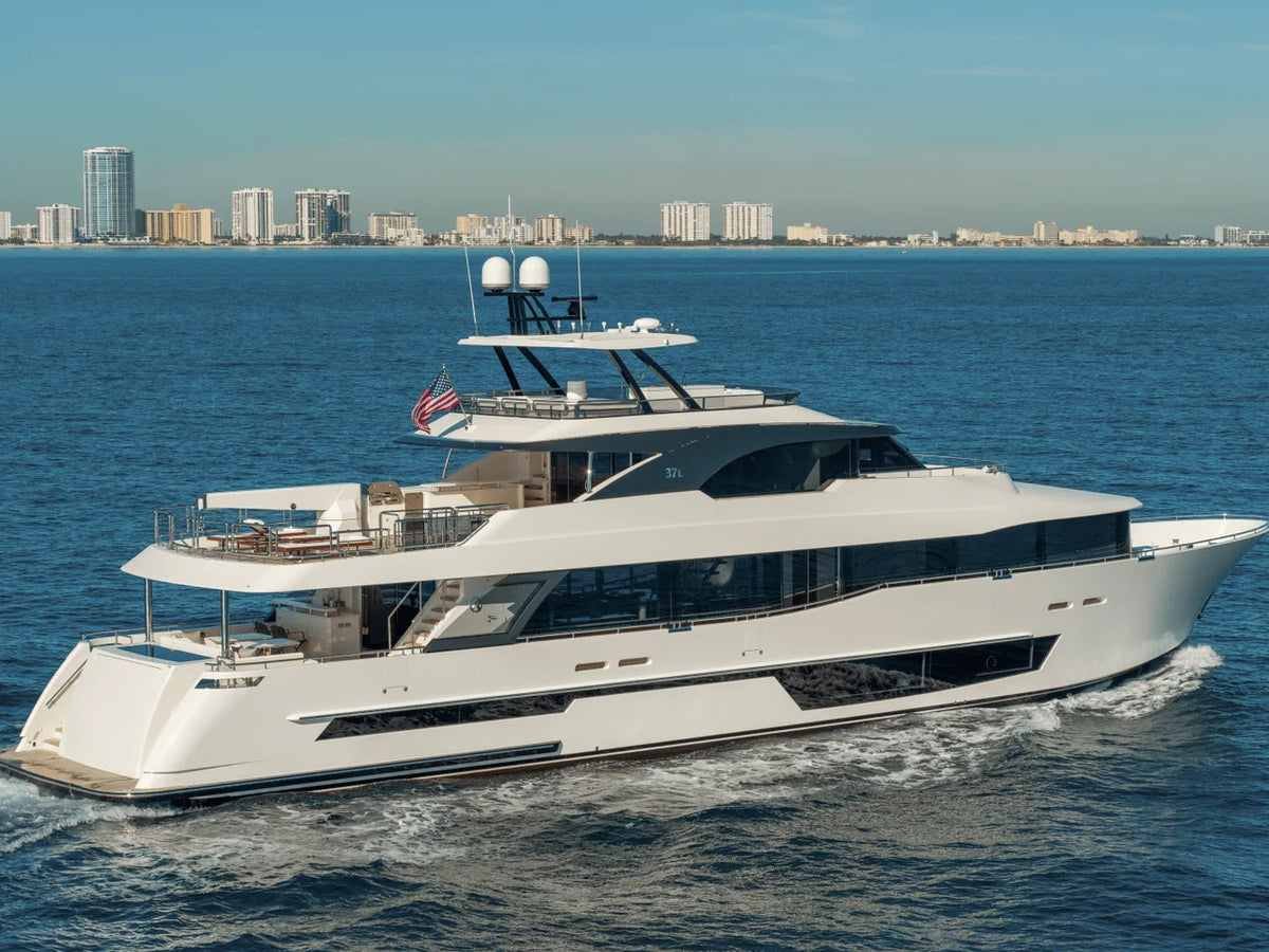 2027 Ocean Alexander 37L 116.0 feet, Inuvik, Northwest Territories #5