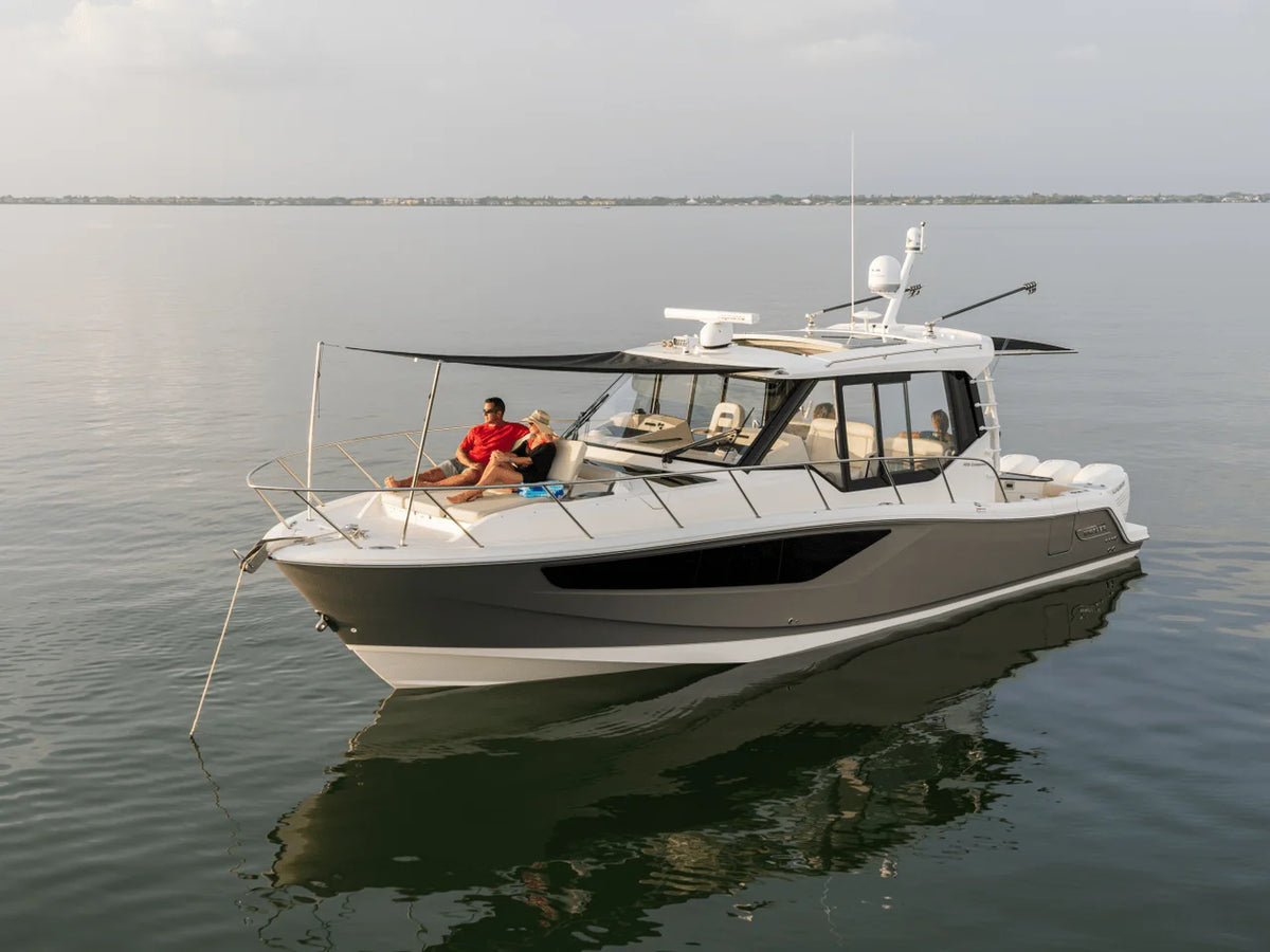 2027 Boston Whaler 405 Conquest 40.0 feet, Inuvik, Northwest Territories #21