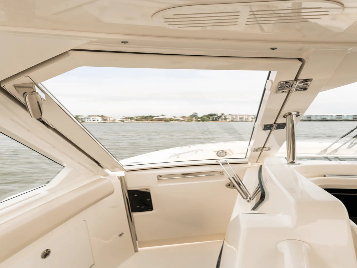 2027 Boston Whaler 380 Realm 38.0 feet, Inuvik, Northwest Territories #82