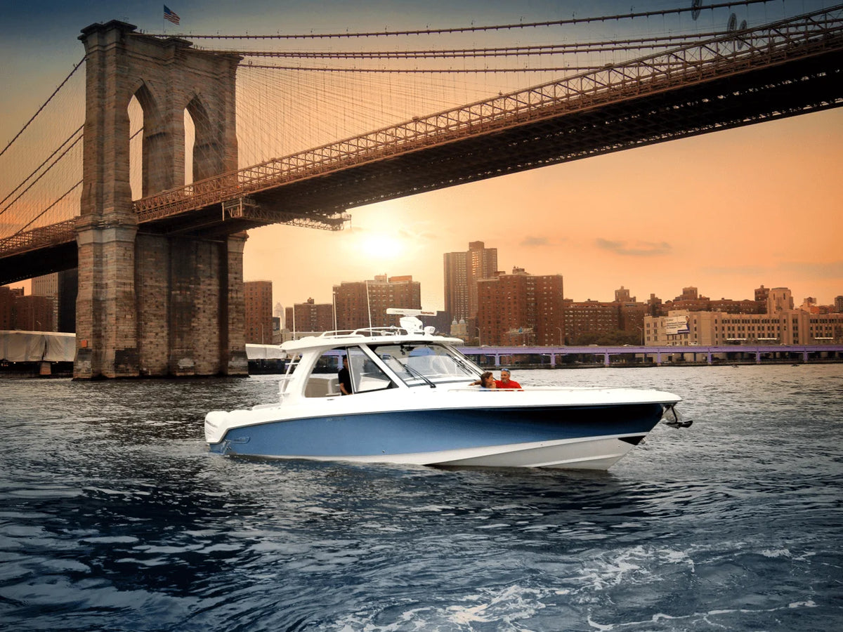 2027 Boston Whaler 380 Realm 38.0 feet, Inuvik, Northwest Territories #38
