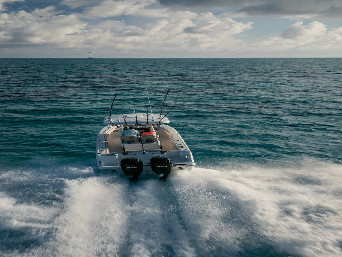 2027 Boston Whaler 250 Outrage 25.0 feet, Inuvik, Northwest Territories #45