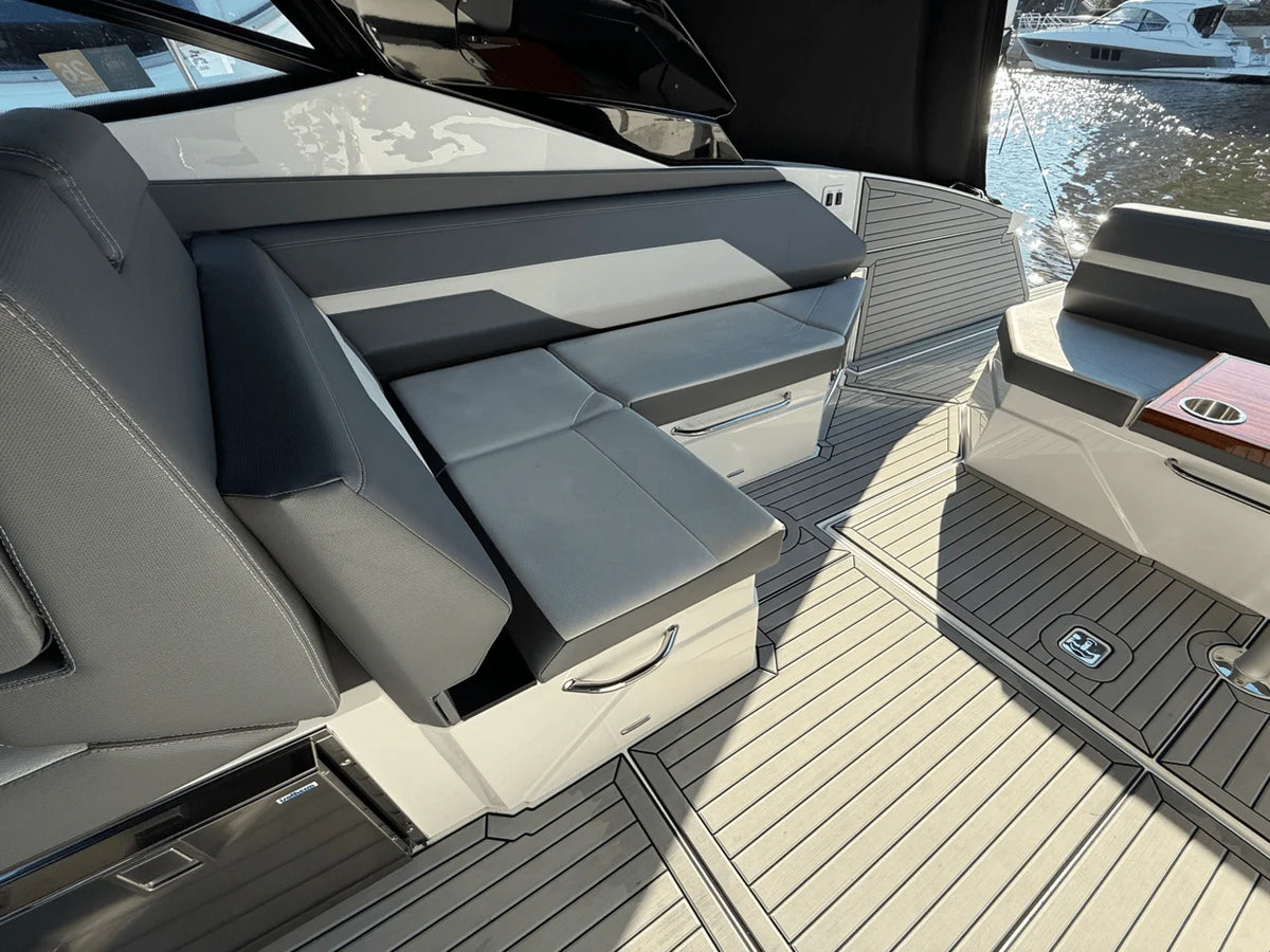 2020 Cruisers Yachts 38 GLS 38.0 feet, Grand Haven, MI #13