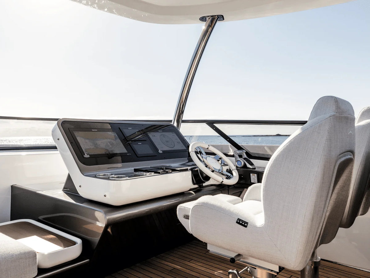 2027 Azimut Grande 26M 85.0 feet, Inuvik, Northwest Territories #32