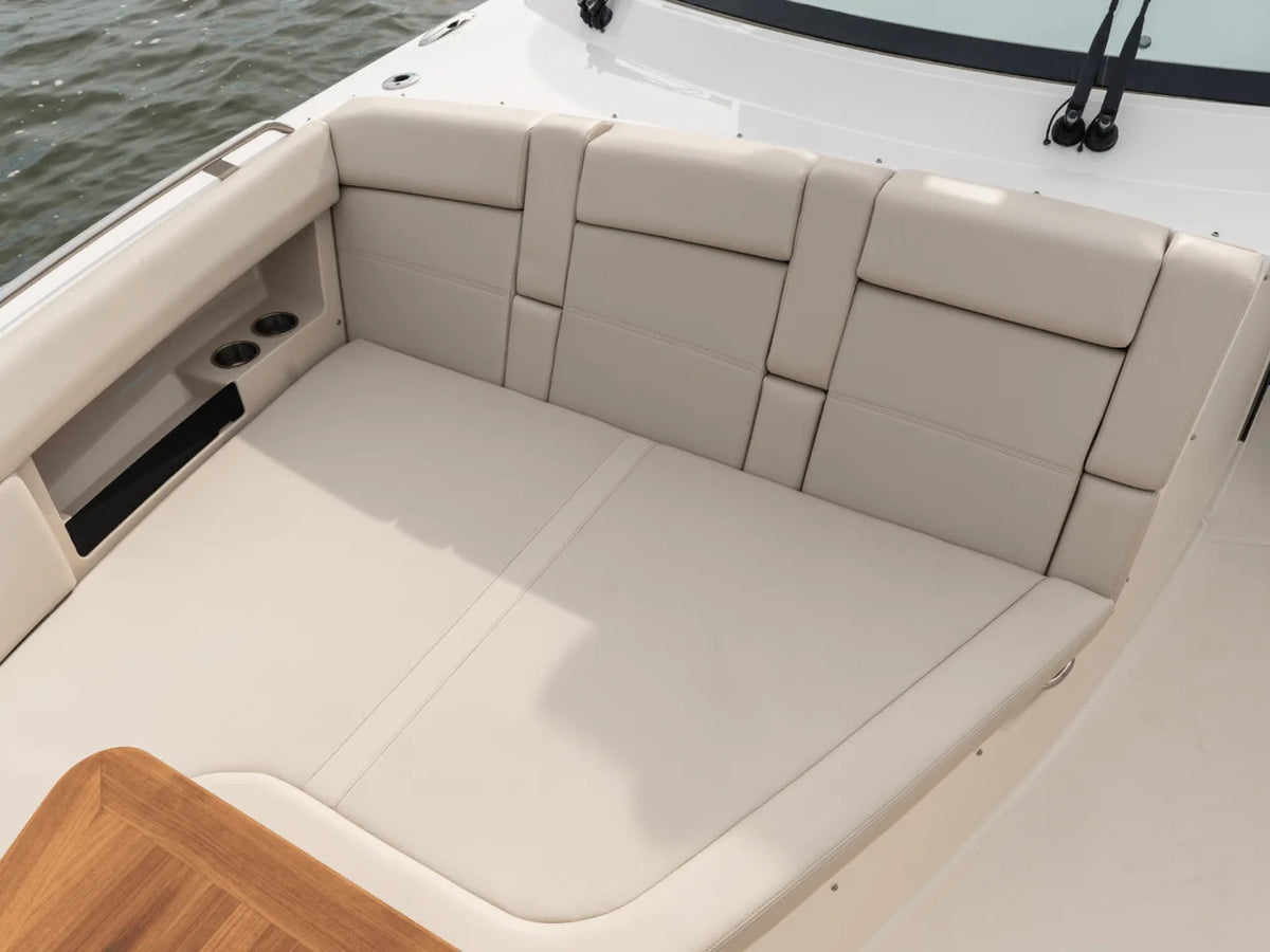 2027 Boston Whaler 380 Realm 38.0 feet, Inuvik, Northwest Territories #76